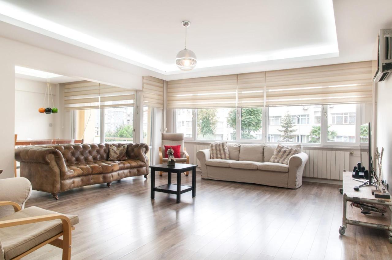 Central And Vibrant Flat With Balcony In Besiktas Istambul Exterior foto